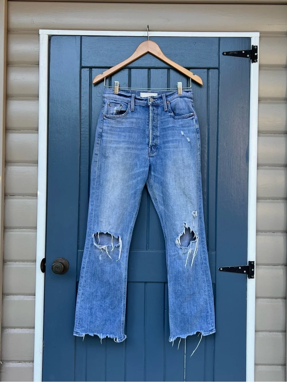 MOTHER Distressed Light Blue Straight Leg Ankle Raw Hem Women’s Size 28